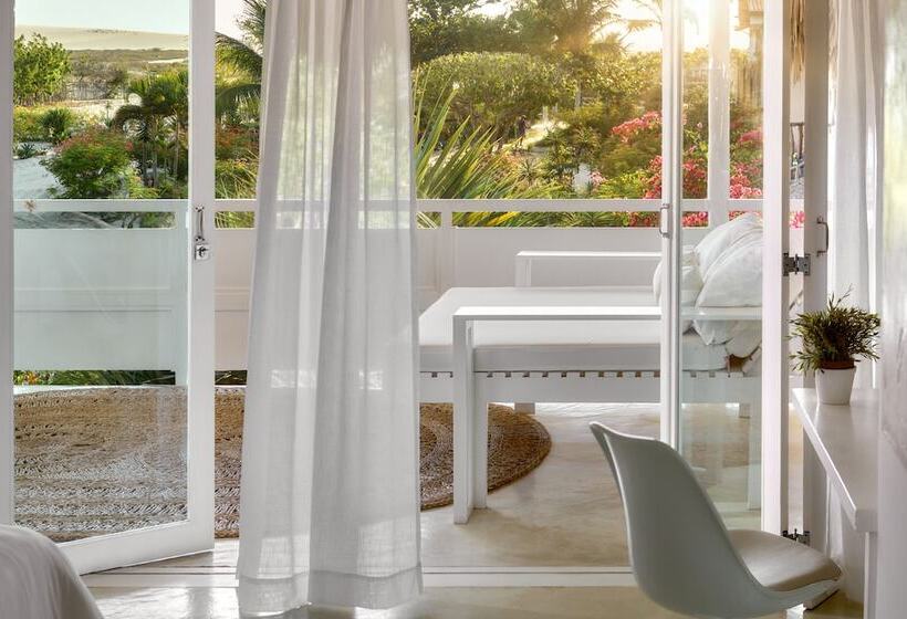 هتل Villa Jericoacoara  La Villa Group