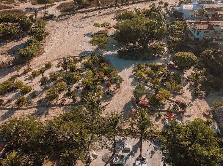 هتل Villa Jericoacoara  La Villa Group