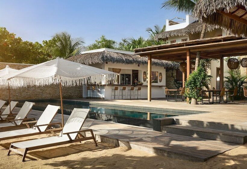 هتل Villa Jericoacoara  La Villa Group