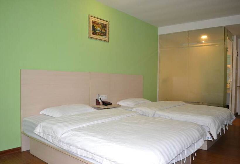 Отель Yixin Business