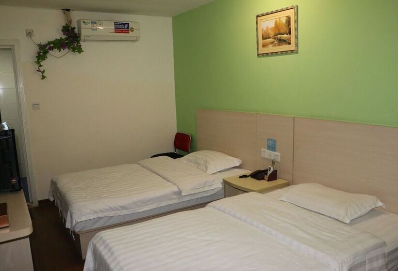 Отель Yixin Business