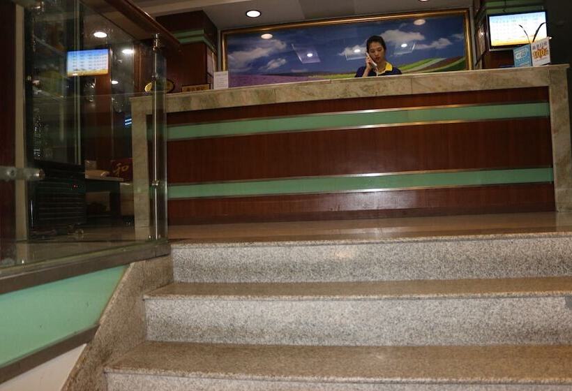 Отель Yixin Business