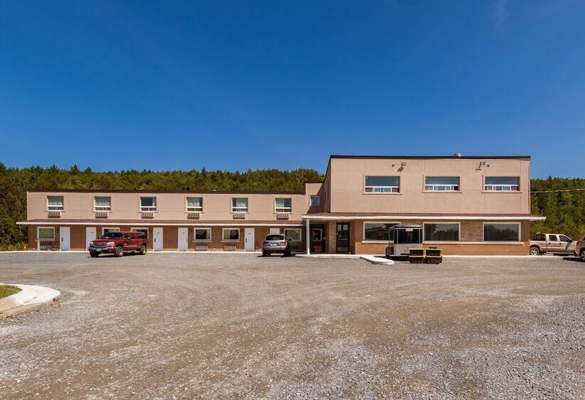 Motel 6 Sudbury, On