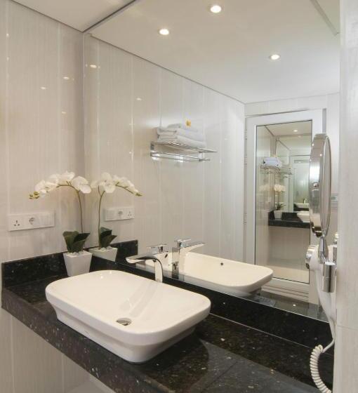 Sulis Beach Hotel & Spa