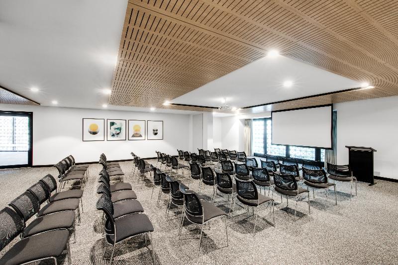 Vibe Hotel North Sydney