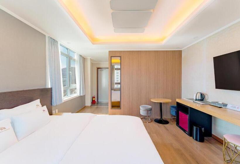 Central Park Hotel Busan