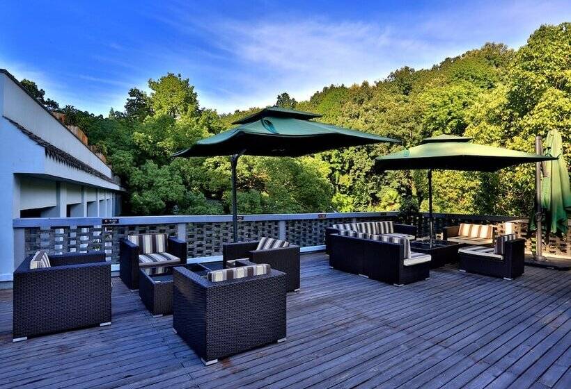 Hiking Hotel Hangzhou