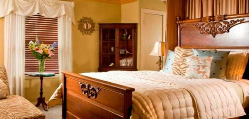 فندق 1890 Williams House Inn