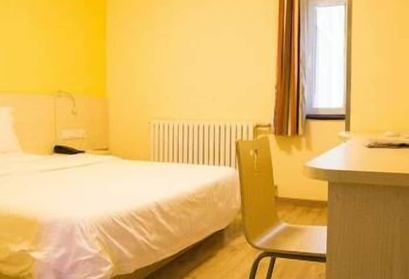 בית מלון כפרי 7 Days Inn