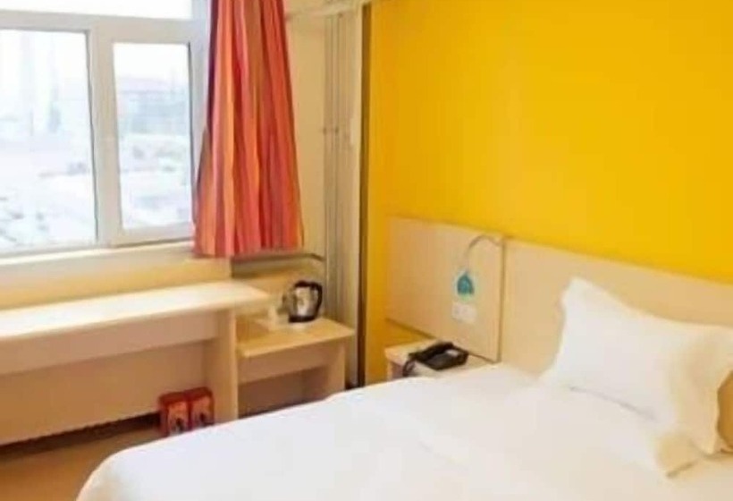 בית מלון כפרי 7 Days Inn