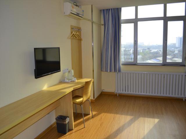 فندق 7days Inn Urumqi Yan An Road Branch