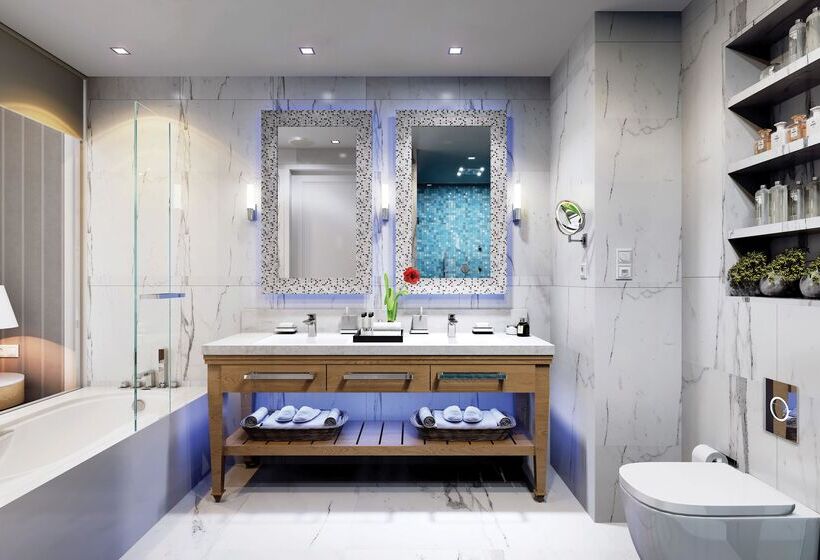 Amavi, Madefortwo Hotels Paphos