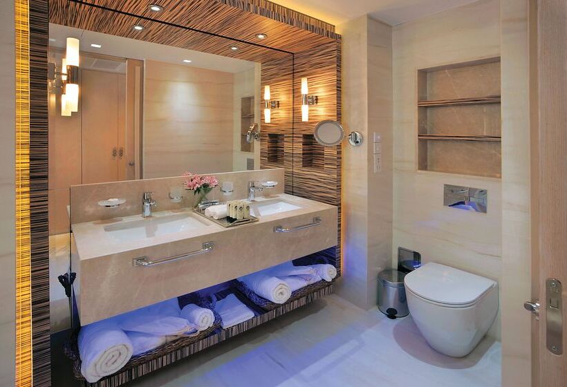 Amavi, Madefortwo Hotels Paphos