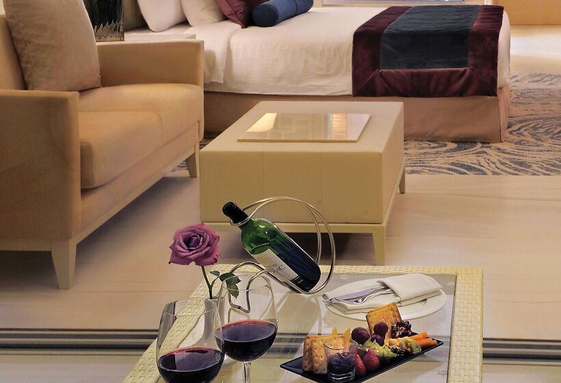 Amavi, Madefortwo Hotels Paphos