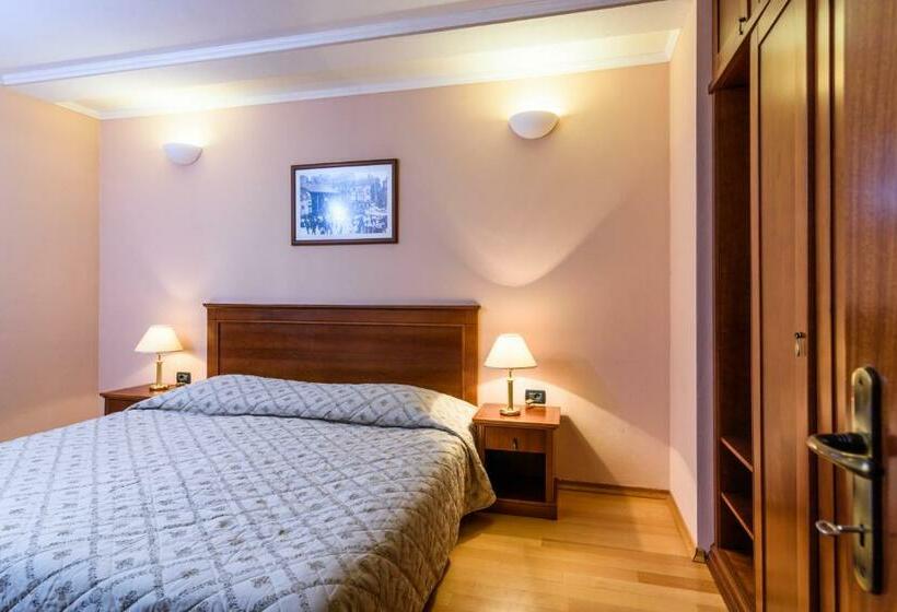 酒店 Apartment Villa Lavandula Swimming Pool View