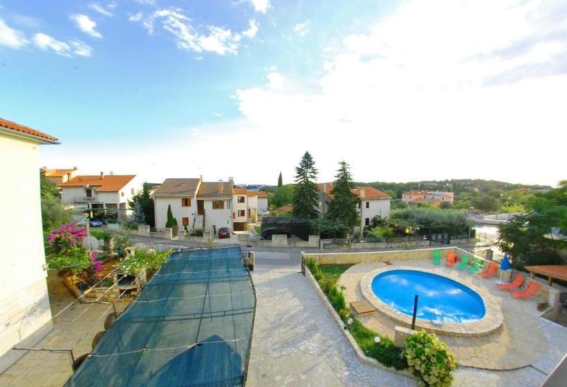 ホテル Apartments Meditteraneo