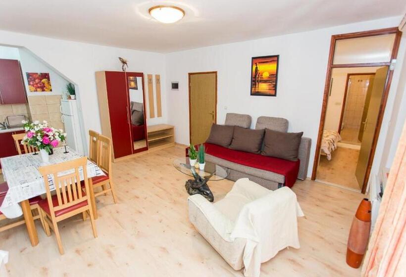 בית מלון כפרי Apartments Villa Sol