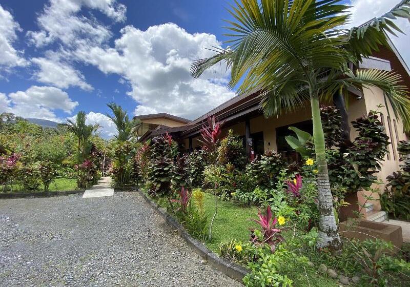 فندق Aunty Arenal Lodge