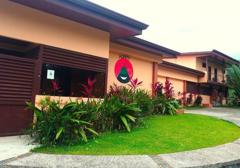 فندق Aunty Arenal Lodge
