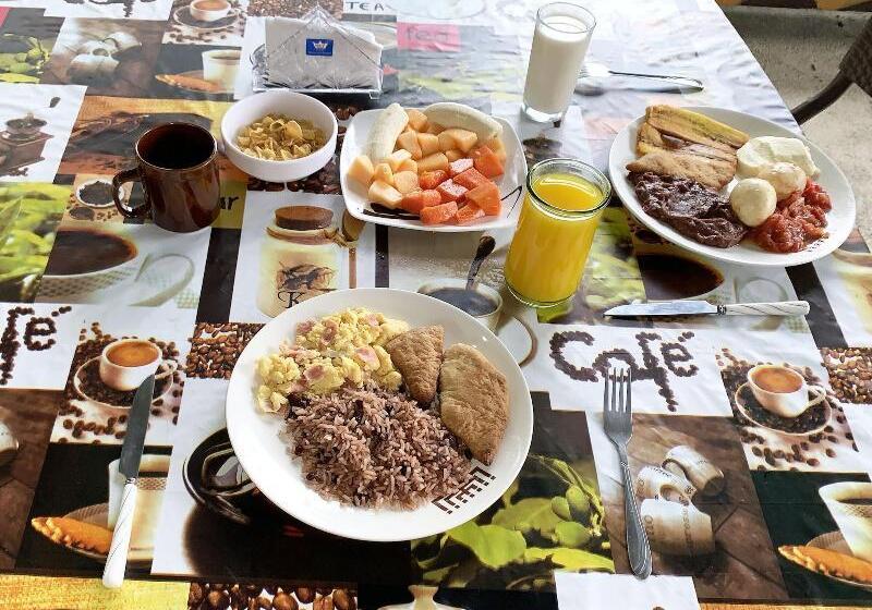 فندق Aunty Arenal Lodge