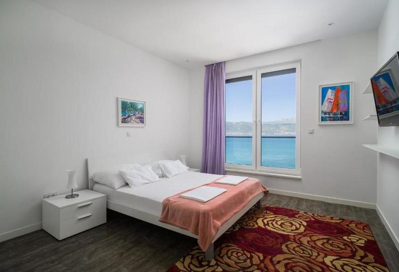 فندق Beach Apartments Slatine