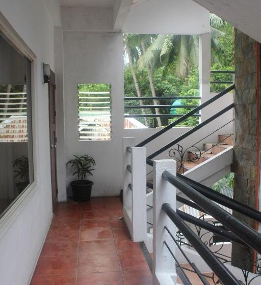 בית מלון כפרי Boracay Ocean Bay