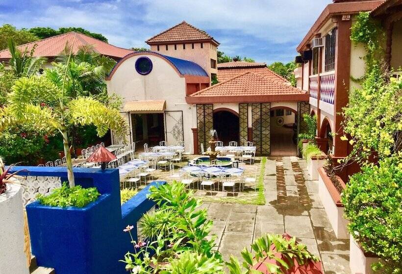 هتل Casa La Granja