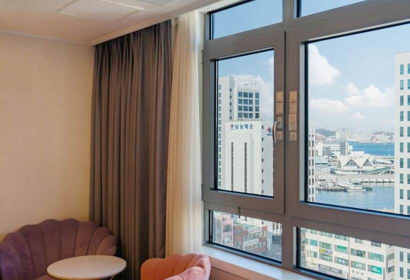 Central Park Hotel Busan