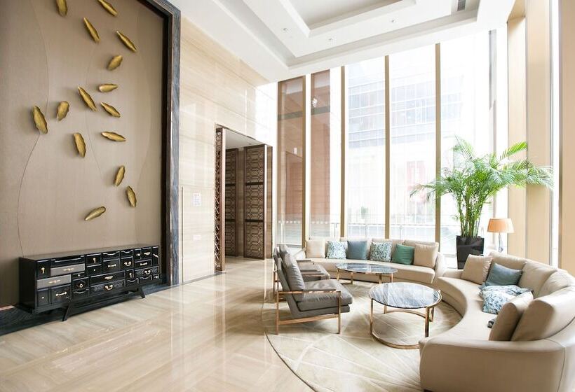 هتل Cherry Residences May Fourth Square