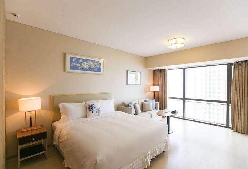 هتل Cherry Residences May Fourth Square