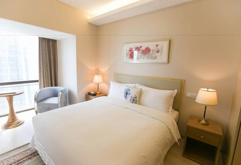 هتل Cherry Residences May Fourth Square