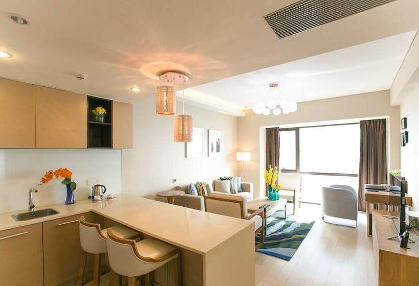 هتل Cherry Residences May Fourth Square