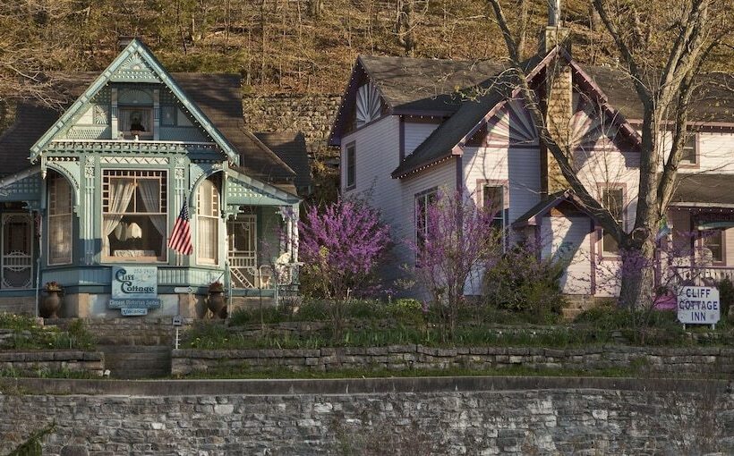 هتل Cliff Cottage Inn