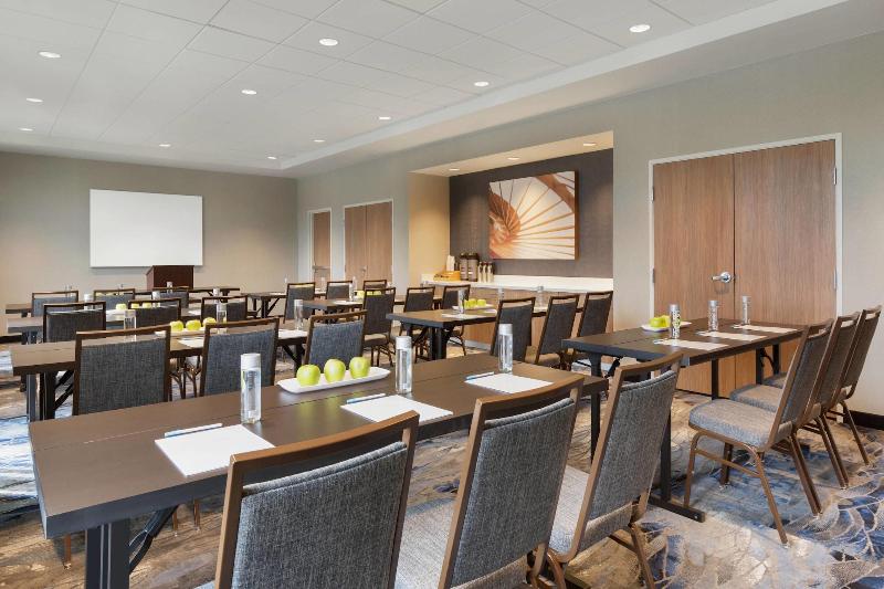 فندق Fairfield Inn & Suites By Marriott Boulder Longmont