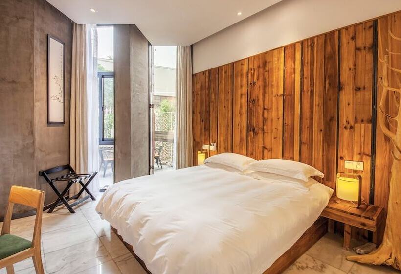 Отель Gulangyu Phoenix Guest House