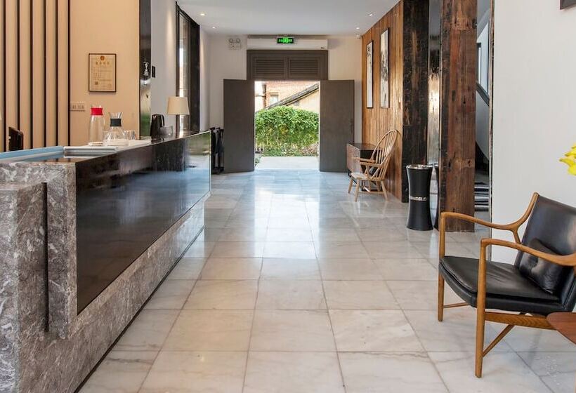 Отель Gulangyu Phoenix Guest House