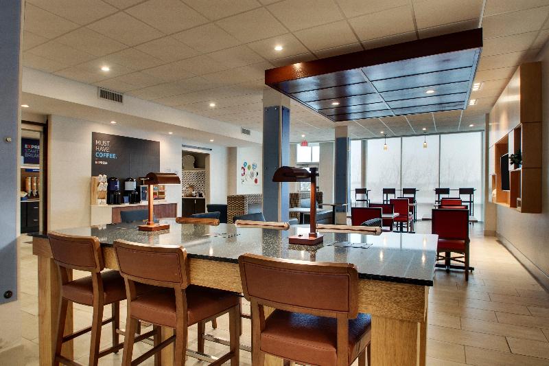 فندق Holiday Inn Express & Suites Mt Sterling North, An Ihg