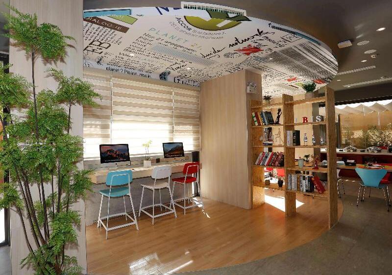 酒店 Ibis Kunming Beijing Rd