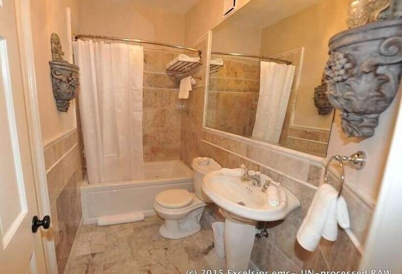 فندق Inn At Springfield Manor