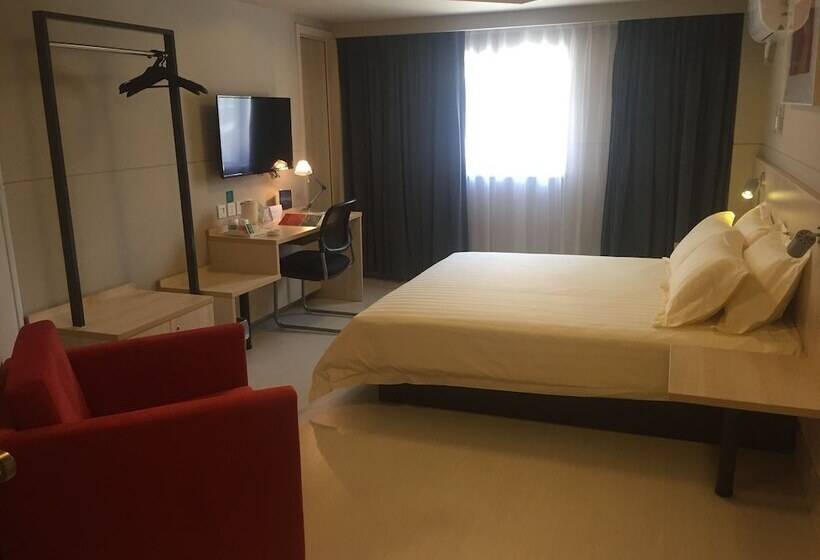 Отель Jinjiang Inn Select Wanda Plazae East Shaoxing Station, Shangyu