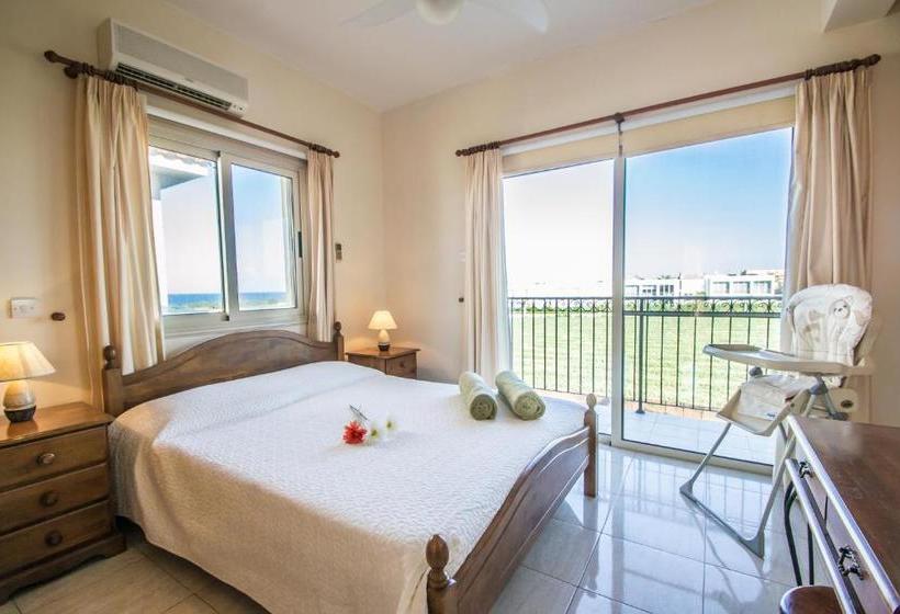 ホテル Kapparis Family Holidays