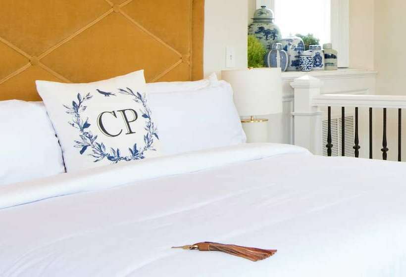 Отель The Kentucky Castle