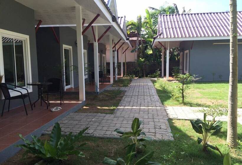 Hotel Khaolak Tusneem Resort