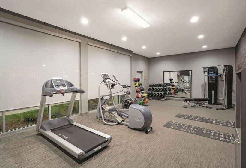 בית מלון כפרי La Quinta By Wyndham Opelika Auburn