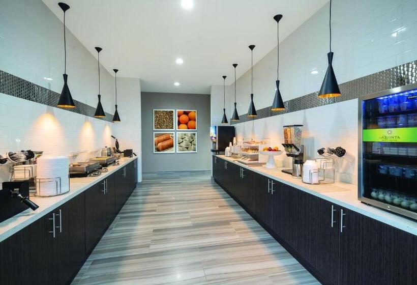 בית מלון כפרי La Quinta By Wyndham Opelika Auburn