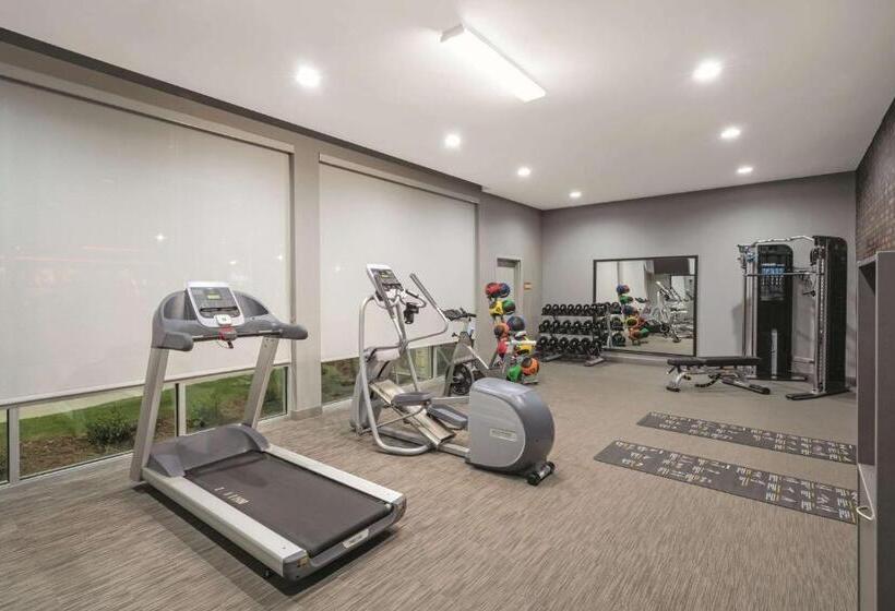 בית מלון כפרי La Quinta By Wyndham Opelika Auburn