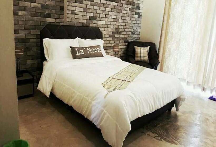 Отель La'moon Resort