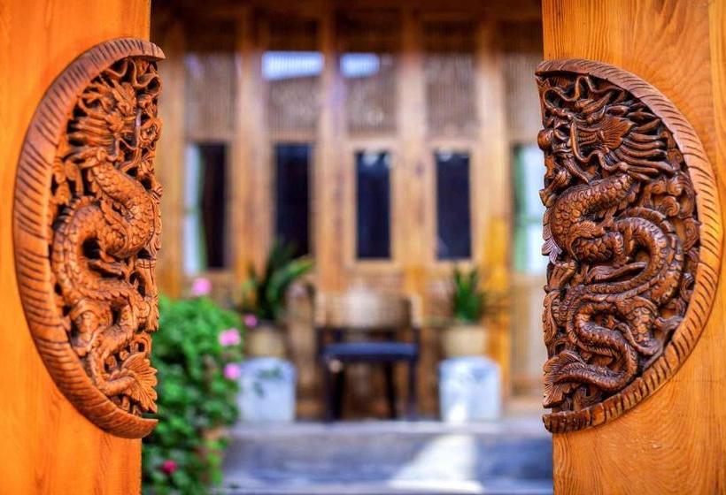 בית מלון כפרי Lijiang Spiritual Utopia