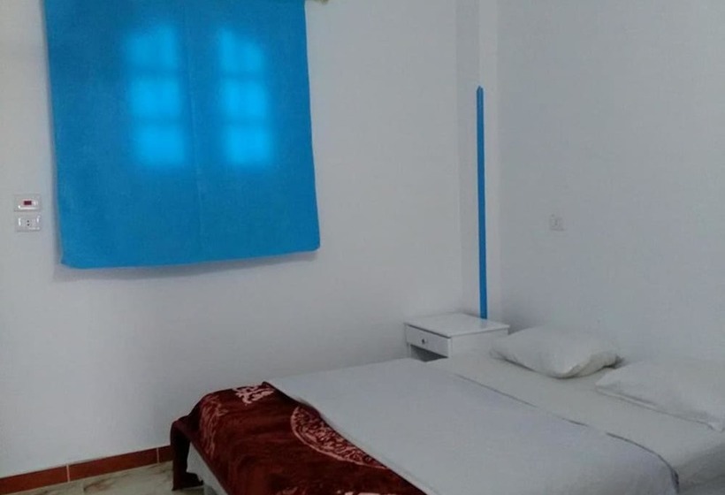 Отель Luxor Guest House