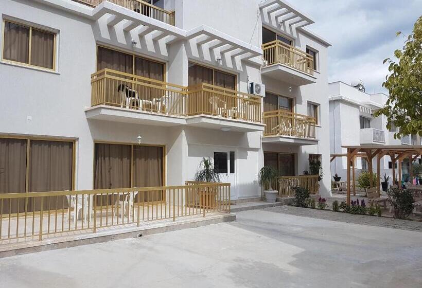 בית מלון כפרי Marianna Annex